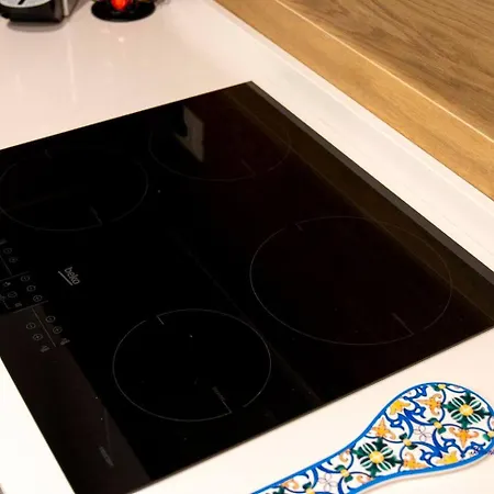 Il Canto Della Sirenetta Трани